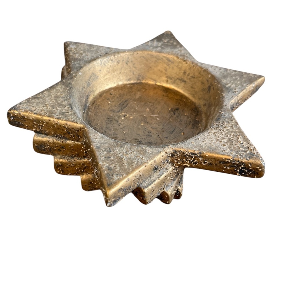 Gold Star-Shaped Layered Decorative Candleholder
